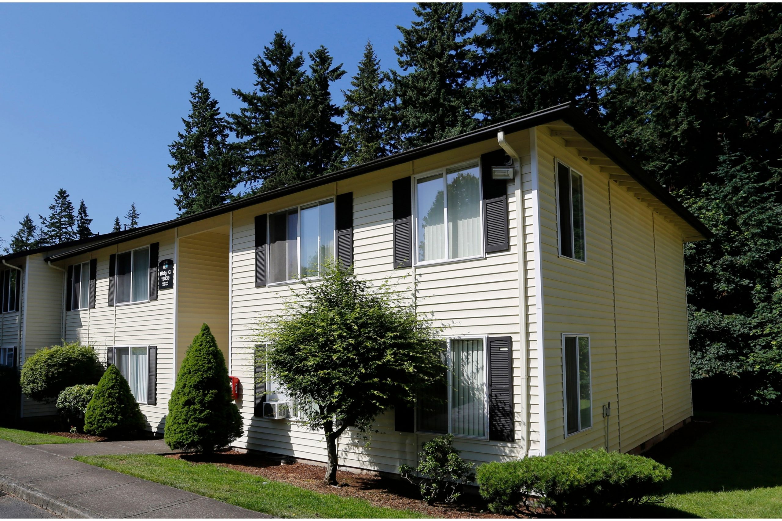 Clear Capital, LLC Acquires 135-Unit Multifamily Property in Oregon City, Oregon
