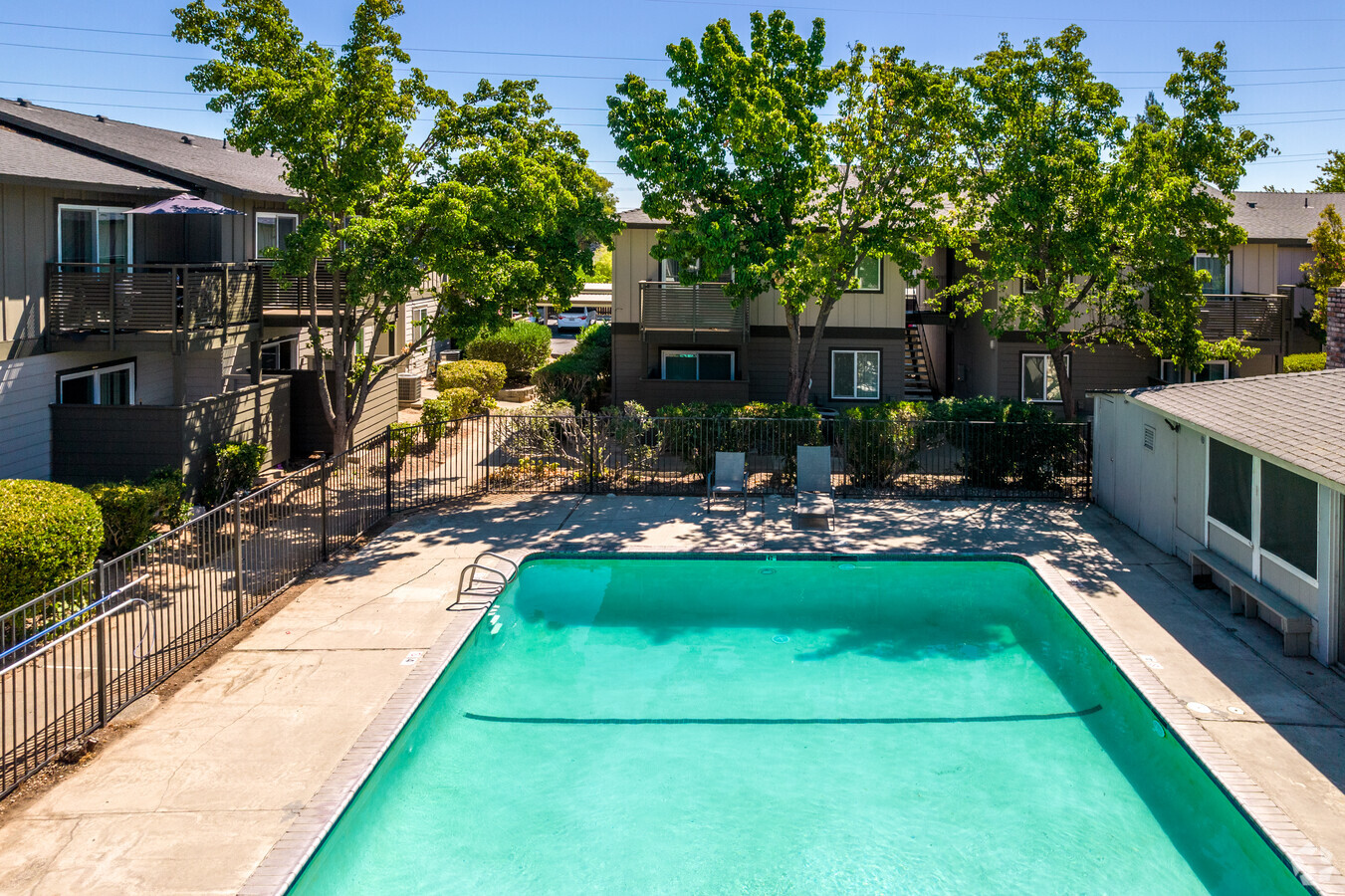 Clear Capital, LLC Acquires 250 – Unit Multifamily Property in Sacramento, CA